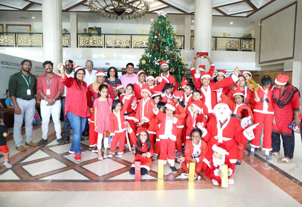 Rela Hospital’s Super Santa Squad Spread Joy, Hope and Cheer to Patients